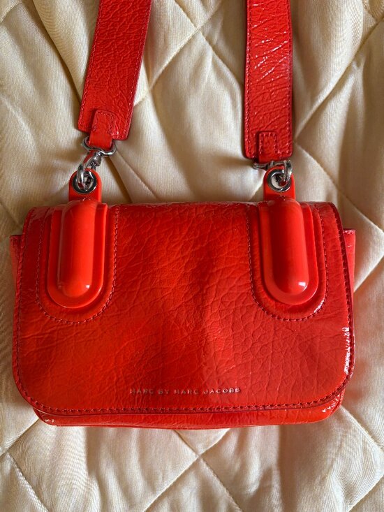 Marc By Marc Jacobs Handbags - MARC By Marc Jacobs Ball And Chain Bond Bubble Crossbody Bag